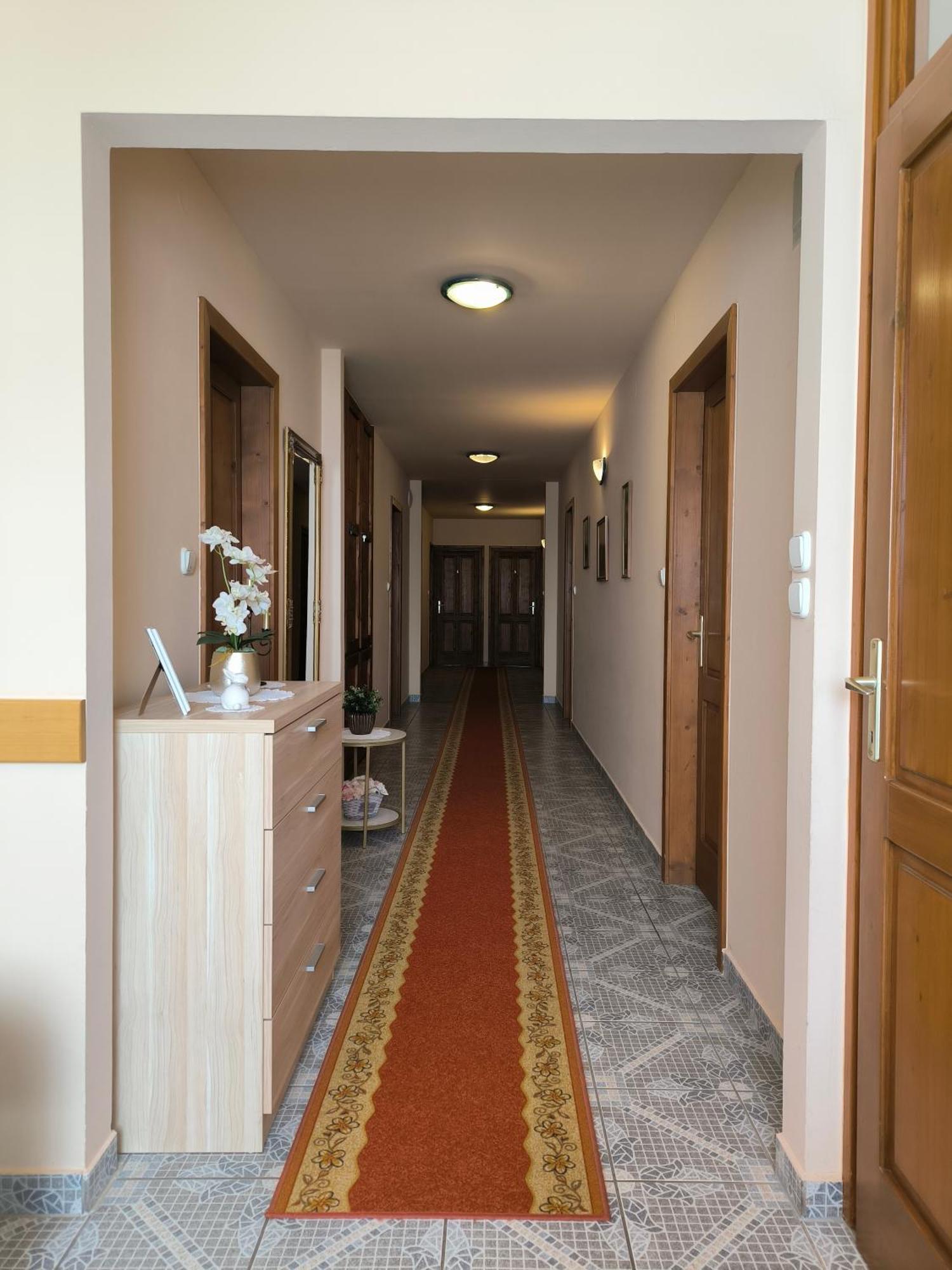 Bed and Breakfast Korona Étterem Panzió Balatonberény Esterno foto